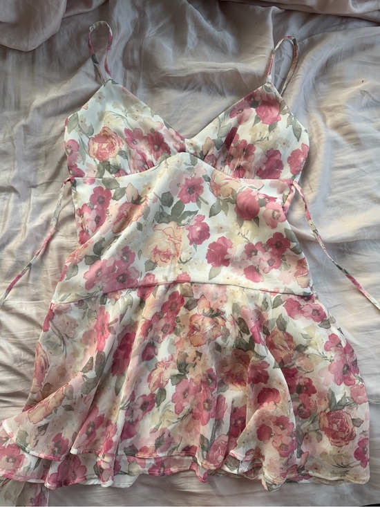 Hollister Dresses & Skirts - Hollister Pink Floral Dress